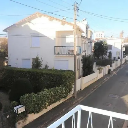 Le Printemps Idealement Situe Au Coeur De 1